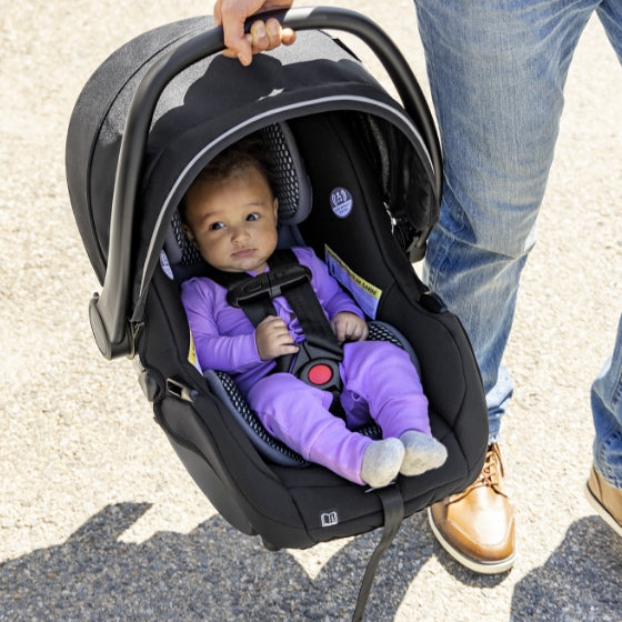 Baby in infant car cheap seat