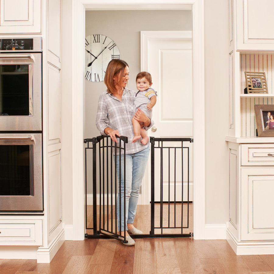 Evenflo extra clearance tall baby gate